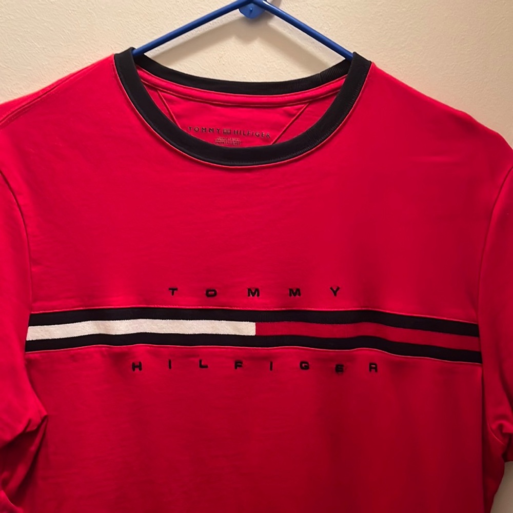 Tommy Hilfiger Tee shirt